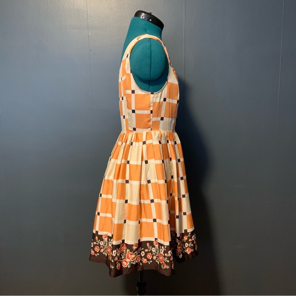 Patterned Summer Dress - Picture 2 of 5
